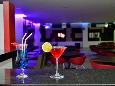 Café Bar - Centro Vacacional Chiminigagua - Moniquirá, Boyacá - image - 5