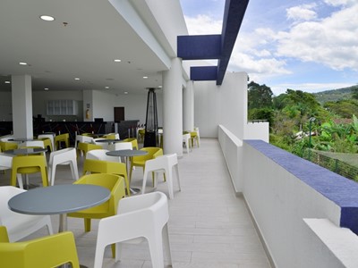 Café Bar - Centro Vacacional Chiminigagua - Moniquirá, Boyacá - image - 3